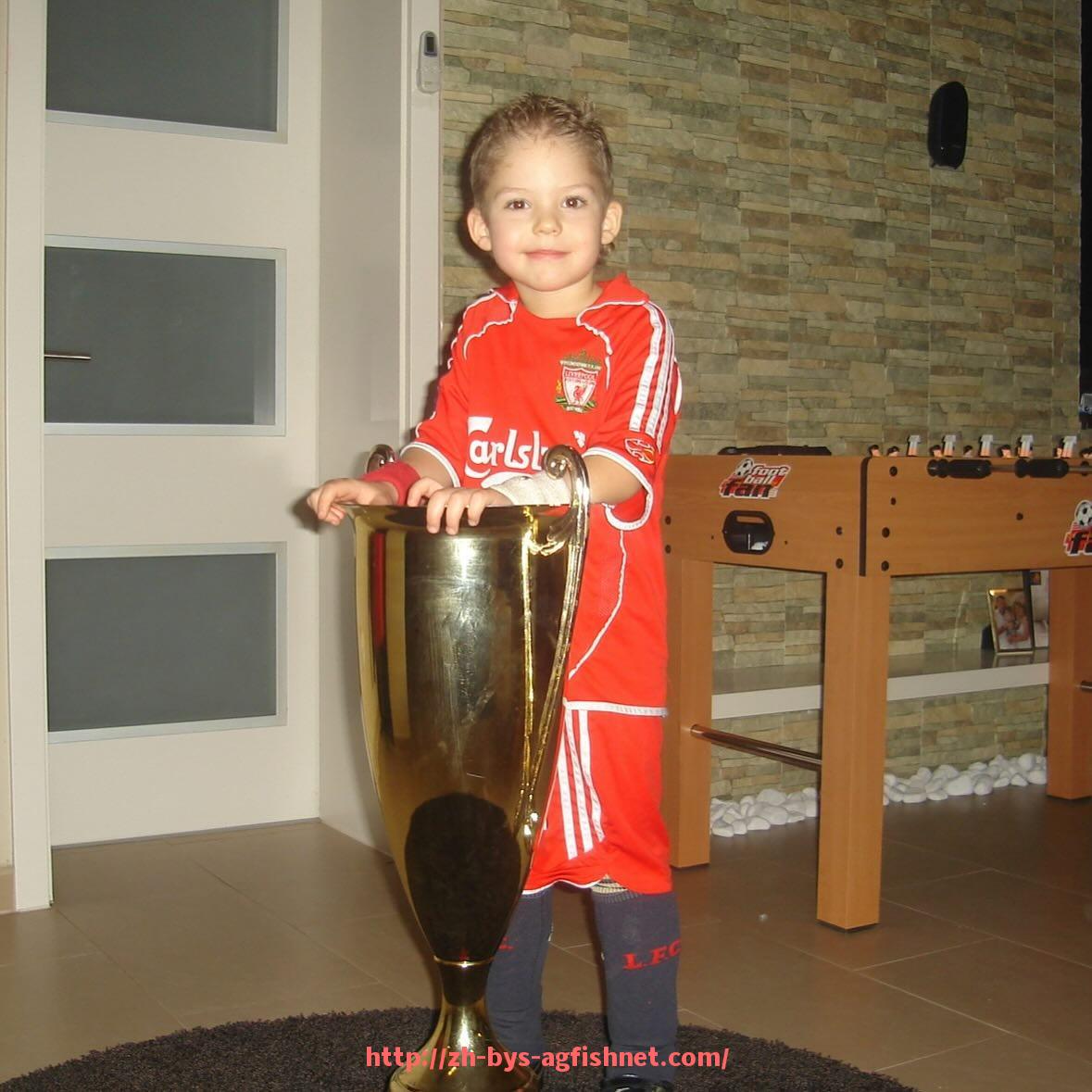 AG捕鱼王官网-NBA主持人小七的工作与主持风格